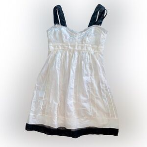 VTG LOFT WHITE AND BLACK MINI DRESS // SIZE 2🤍